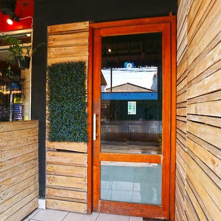Bedplus Backpacker Kuta Legian Esterno foto