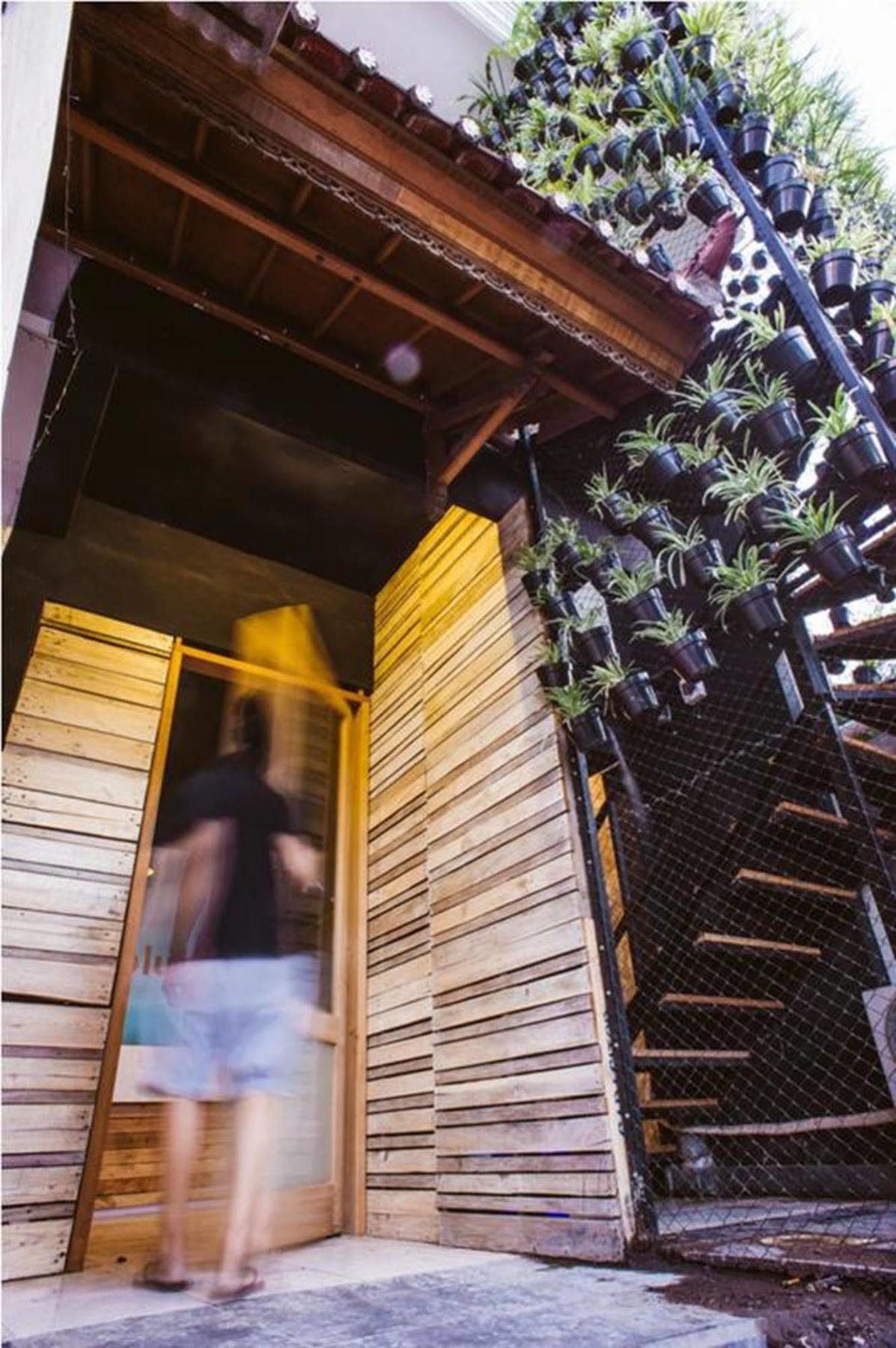 Bedplus Backpacker Kuta Legian Esterno foto