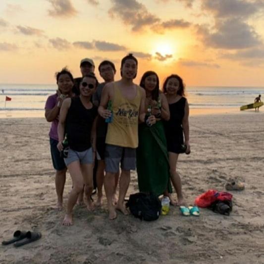 Bedplus Backpacker Kuta Legian Esterno foto